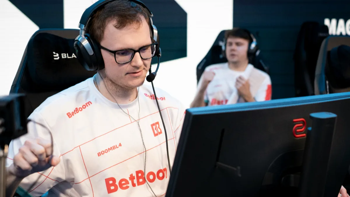 Boombl4 назвал лучших игроков в CS2 по видам оружия
